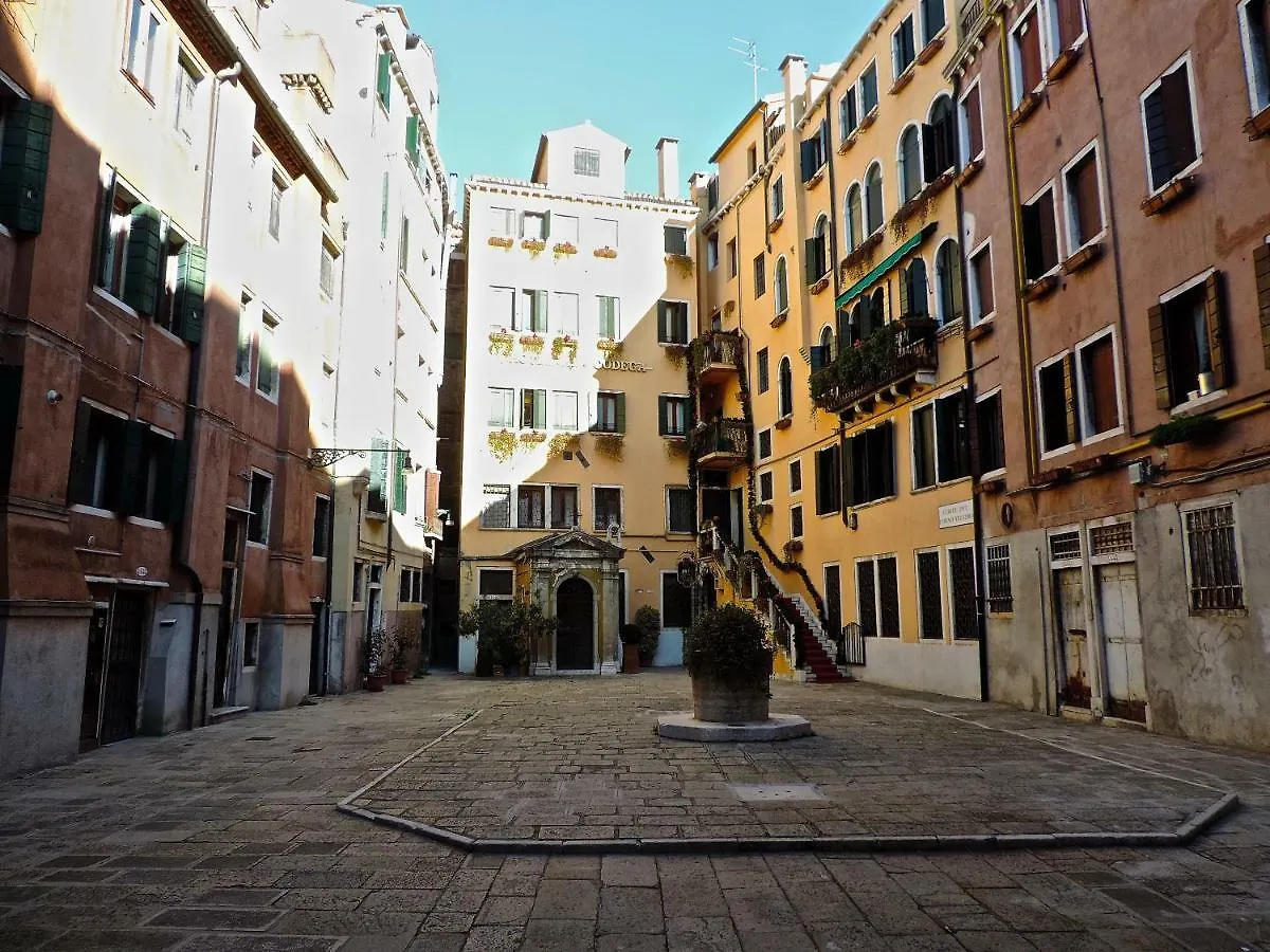 Apartment Appartamento San Marco Venice